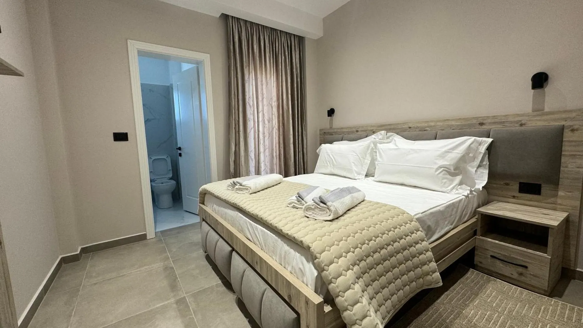 Hotel Kseal Përmet 3*,