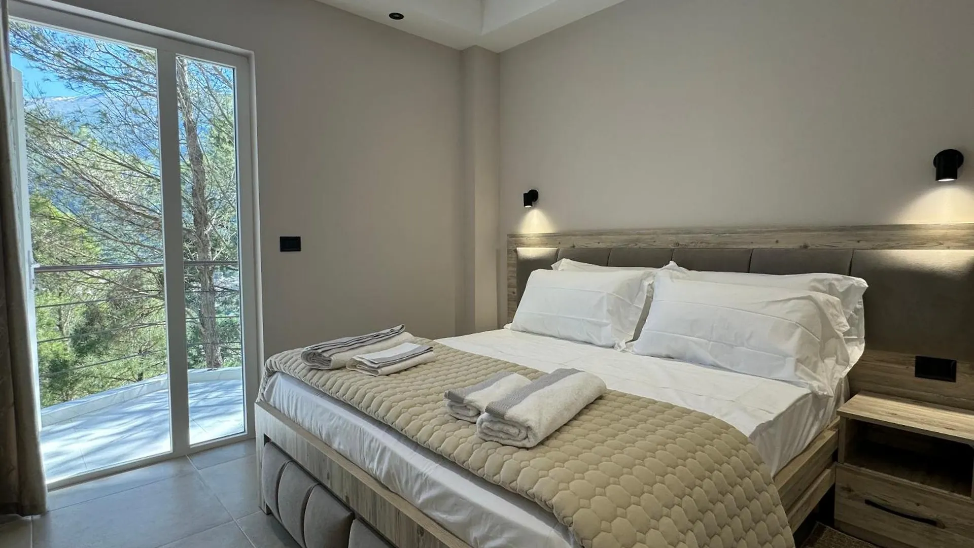 Hotel Kseal Përmet 3*,  Albánie